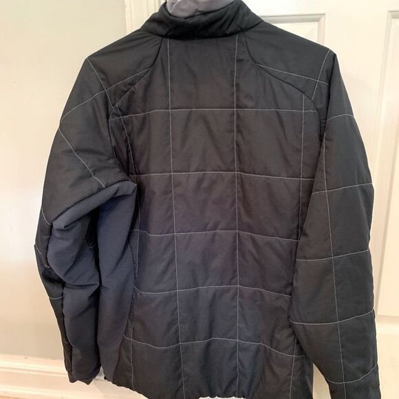 Mountain Hardwear Reversible Womens Puffer Jacket - Picture 3 of 4